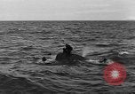 Immagine di Landing Craft pozzi meccanizzati su D-Day Canale in inglese, 1944, secondo 18 filmato di repertorio 65675070901
