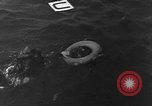 Immagine di Landing Craft pozzi meccanizzati su D-Day Canale in inglese, 1944, secondo 25 filmato di repertorio 65675070901