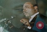 Immagine di Martin Luther King funerale Atlanta Georgia USA, 1968, secondo 62 filmato di repertorio 65675070913