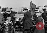 Immagine di 6 ruote di auto Detroit Michigan USA, 1931, secondo 17 filmato di repertorio 65675070928