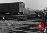 Immagine di 6 ruote di auto Detroit Michigan USA, 1931, secondo 41 filmato di repertorio 65675070928