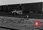 Immagine di 6 ruote di auto Detroit Michigan USA, 1931, secondo 54 filmato di repertorio 65675070928