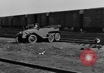 Immagine di 6 ruote di auto Detroit Michigan USA, 1931, secondo 61 filmato di repertorio 65675070928