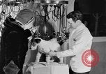Standbild Schönheitsbehandlungen für Hunde Portland Oregon USA, 1931, aus Sekunde 42 historischem Filmmaterial Videoclip 65675070930