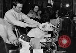 Standbild Schönheitsbehandlungen für Hunde Portland Oregon USA, 1931, aus Sekunde 62 historischem Filmmaterial Videoclip 65675070930