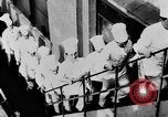 Immagine di Calisthenics per cuochi Berlino Germania, 1931, secondo 14 filmato di repertorio 65675070931