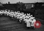 Immagine di Calisthenics per cuochi Berlino Germania, 1931, secondo 21 filmato di repertorio 65675070931