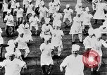 Immagine di Calisthenics per cuochi Berlino Germania, 1931, secondo 31 filmato di repertorio 65675070931
