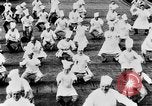 Immagine di Calisthenics per cuochi Berlino Germania, 1931, secondo 33 filmato di repertorio 65675070931