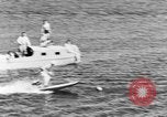 Standbild Wasser-ski Polo Winter Haven Florida USA, 1931, aus Sekunde 15 historischem Filmmaterial Videoclip 65675070932