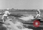 Standbild Wasser-ski Polo Winter Haven Florida USA, 1931, aus Sekunde 27 historischem Filmmaterial Videoclip 65675070932