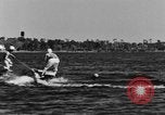 Standbild Wasser-ski Polo Winter Haven Florida USA, 1931, aus Sekunde 36 historischem Filmmaterial Videoclip 65675070932