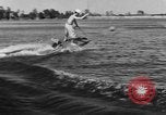Standbild Wasser-ski Polo Winter Haven Florida USA, 1931, aus Sekunde 49 historischem Filmmaterial Videoclip 65675070932