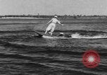 Standbild Wasser-ski Polo Winter Haven Florida USA, 1931, aus Sekunde 55 historischem Filmmaterial Videoclip 65675070932