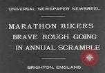 Standbild Marathon Fahrrad-Rennen Brighton England, 1931, aus Sekunde 1 historischem Filmmaterial Videoclip 65675070933