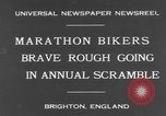 Standbild Marathon Fahrrad-Rennen Brighton England, 1931, aus Sekunde 5 historischem Filmmaterial Videoclip 65675070933