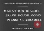 Standbild Marathon Fahrrad-Rennen Brighton England, 1931, aus Sekunde 6 historischem Filmmaterial Videoclip 65675070933