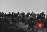 Standbild Marathon Fahrrad-Rennen Brighton England, 1931, aus Sekunde 13 historischem Filmmaterial Videoclip 65675070933