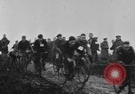 Standbild Marathon Fahrrad-Rennen Brighton England, 1931, aus Sekunde 14 historischem Filmmaterial Videoclip 65675070933