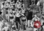 Immagine di Costume e costumi indigeni parade Porto di Spagna Trinidad, 1932, secondo 28 filmato di repertorio 65675070935