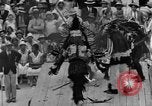 Immagine di Costume e costumi indigeni parade Porto di Spagna Trinidad, 1932, secondo 43 filmato di repertorio 65675070935