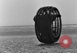 Standbild Dynasphere Weston-super-Mare Großbritannien, 1932, aus Sekunde 25 historischem Filmmaterial Videoclip 65675070938