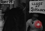 Standbild Streik Pekin Illinois USA, 1936, aus Sekunde 26 historischem Filmmaterial Videoclip 65675070939