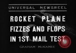 Standbild rocket Flugzeug mail Test Greenwood Lake New York USA, 1936, aus Sekunde 4 historischem Filmmaterial Videoclip 65675070941