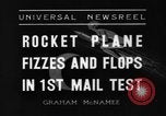 Standbild rocket Flugzeug mail Test Greenwood Lake New York USA, 1936, aus Sekunde 7 historischem Filmmaterial Videoclip 65675070941