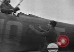 Standbild britische Flieger Ost Frankreich, 1939, aus Sekunde 56 historischem Filmmaterial Videoclip 65675070942