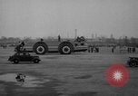 Standbild giant Snow Cruiser Pullman Illinois USA, 1939, aus Sekunde 11 historischem Filmmaterial Videoclip 65675070945