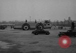 Standbild giant Snow Cruiser Pullman Illinois USA, 1939, aus Sekunde 13 historischem Filmmaterial Videoclip 65675070945