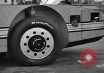 Standbild giant Snow Cruiser Pullman Illinois USA, 1939, aus Sekunde 15 historischem Filmmaterial Videoclip 65675070945