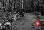 Image les chiens de traîneau Wonalancet New Hampshire USA, 1939, de la seconde 16 séquences d'archives historiques vidéo 65675070946