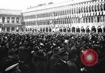 Standbild Massenmigration Venedig Italien, 1939, aus Sekunde 4 historischem Filmmaterial Videoclip 65675070952