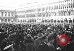 Standbild Massenmigration Venedig Italien, 1939, aus Sekunde 5 historischem Filmmaterial Videoclip 65675070952