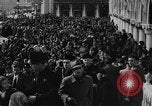 Standbild Massenmigration Venedig Italien, 1939, aus Sekunde 12 historischem Filmmaterial Videoclip 65675070952