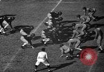 Standbild American Football Match Jacksonville Florida USA, 1939, aus Sekunde 17 historischem Filmmaterial Videoclip 65675070955