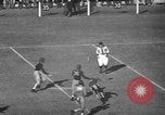 Standbild American Football Match Jacksonville Florida USA, 1939, aus Sekunde 24 historischem Filmmaterial Videoclip 65675070955