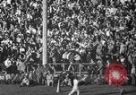 Standbild American Football Match Jacksonville Florida USA, 1939, aus Sekunde 27 historischem Filmmaterial Videoclip 65675070955