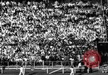 Standbild American Football Match Jacksonville Florida USA, 1939, aus Sekunde 61 historischem Filmmaterial Videoclip 65675070955