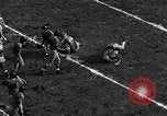 Standbild American Football Match Eugene Oregon USA, 1939, aus Sekunde 28 historischem Filmmaterial Videoclip 65675070956