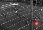 Standbild American Football Match Eugene Oregon USA, 1939, aus Sekunde 30 historischem Filmmaterial Videoclip 65675070956