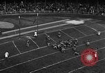 Standbild American Football Match Eugene Oregon USA, 1939, aus Sekunde 38 historischem Filmmaterial Videoclip 65675070956