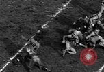 Standbild American Football Match Eugene Oregon USA, 1939, aus Sekunde 43 historischem Filmmaterial Videoclip 65675070956