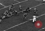 Standbild American Football Match Eugene Oregon USA, 1939, aus Sekunde 59 historischem Filmmaterial Videoclip 65675070956