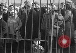Immagine di Ragazza barbiere Inzersdorf Austria, 1932, secondo 39 filmato di repertorio 65675070963