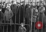 Immagine di Ragazza barbiere Inzersdorf Austria, 1932, secondo 40 filmato di repertorio 65675070963