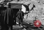 Immagine di Esplosione di una miniera Madrid New Mexico USA, 1932, secondo 28 filmato di repertorio 65675070964