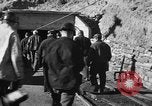 Immagine di Esplosione di una miniera Madrid New Mexico USA, 1932, secondo 32 filmato di repertorio 65675070964